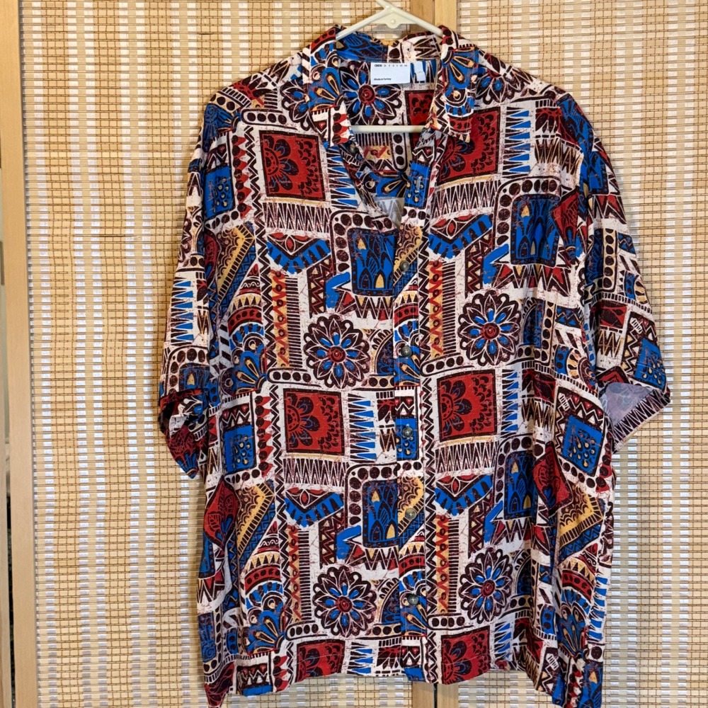 ASOS DESIGN Mens Large Short Sleeve Button Down Geometric Floral Viscose Shirt